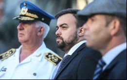 También se presentó una denuncia por acoso laboral contra Capretti ante el Ministerio de Trabajo