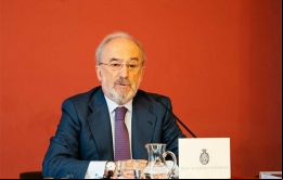 El director de la RAE, Santiago Muñoz Machado anuncia  ‘machirulo’, ‘big data’, ‘masa madre’, 'no binario', 'huella ecológica’ y ‘pobreza energética’.