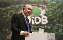 El BID no está involucrado en las negociaciones de Argentina con el Fondo Monetario Internacional, explicó Goldfajn