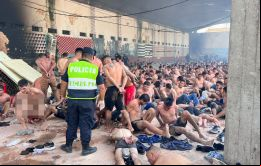 Las fotos de la Operación Veneratio mostraban a los presos boca abajo, sentados, de rodillas y en ropa interior, al estilo Bukele