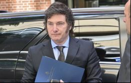 Toto Caputo dijo que el capítulo tributario del proyecto de Ley Ómnibus quedó para más adelante y itió que se hará cargo de Infraestructura tras la salida de Ferraro