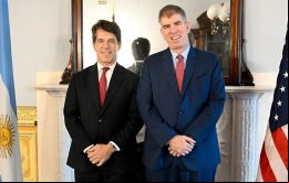 Posse se reunió con funcionarios estadounidenses y del FMI en momentos en que el organismo de crédito mundial debe decidir un desembolso de 4.700 millones de dólares