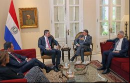 Nephew se reunió con Peña en Asunción