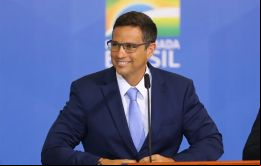 El BCB seguirá al pie de la letra el objetivo de inflación, pero el mercado aún espera que sea mayor, destacó Campos Neto