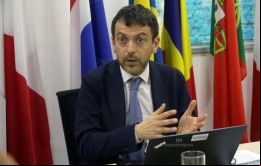 Pitto también dijo que su viaje era para ver los esfuerzos de Paraguay por garantizar que sus productos no provengan de tierras deforestadas