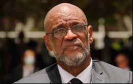 Henry podrá permanecer en Puerto Rico