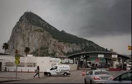 La inclusión del aeropuerto de Gibraltar en el espacio Schengen podría comprometer la presencia militar británica
